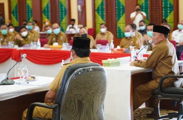 Gubernur Kalimantan Selatan Sahbirin Noor memimpin rapat koordinasi pertama dengan seluruh Kepala SKPD di lingkungan Pemerintah Provinsi Kalsel