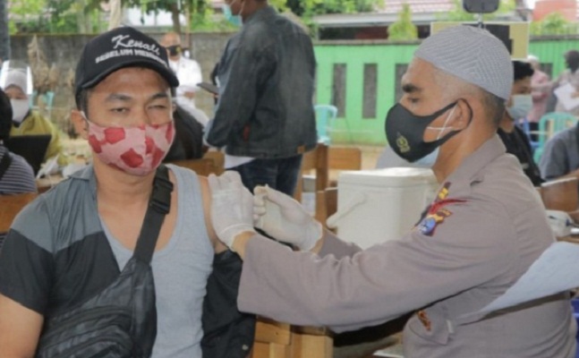Polda Kalimantan Selatan dukung program 1.000 dosis vaksin per hari
